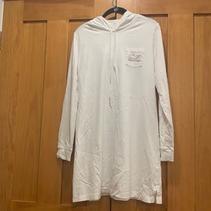 Vineyard Vines beach coverup